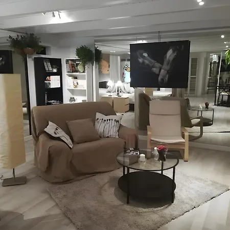 Lilli Apartment Tias